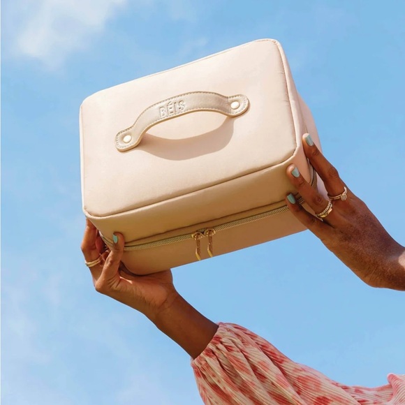 Beis Hanging Cosmetic Case